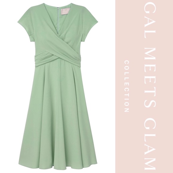 Gal Meets Glam Crisscross Bodice Dress - Picture 4 of 7